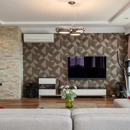 Luxury Sea View Flat With Parking In Briz By Flat Manаger * Варна