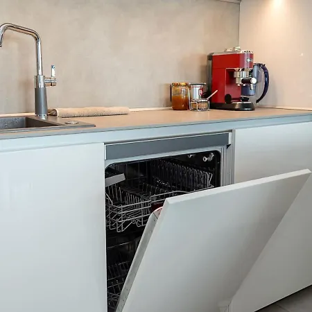 Luxury Sea View Flat With Parking In Briz By Flat Manаger Apartmán